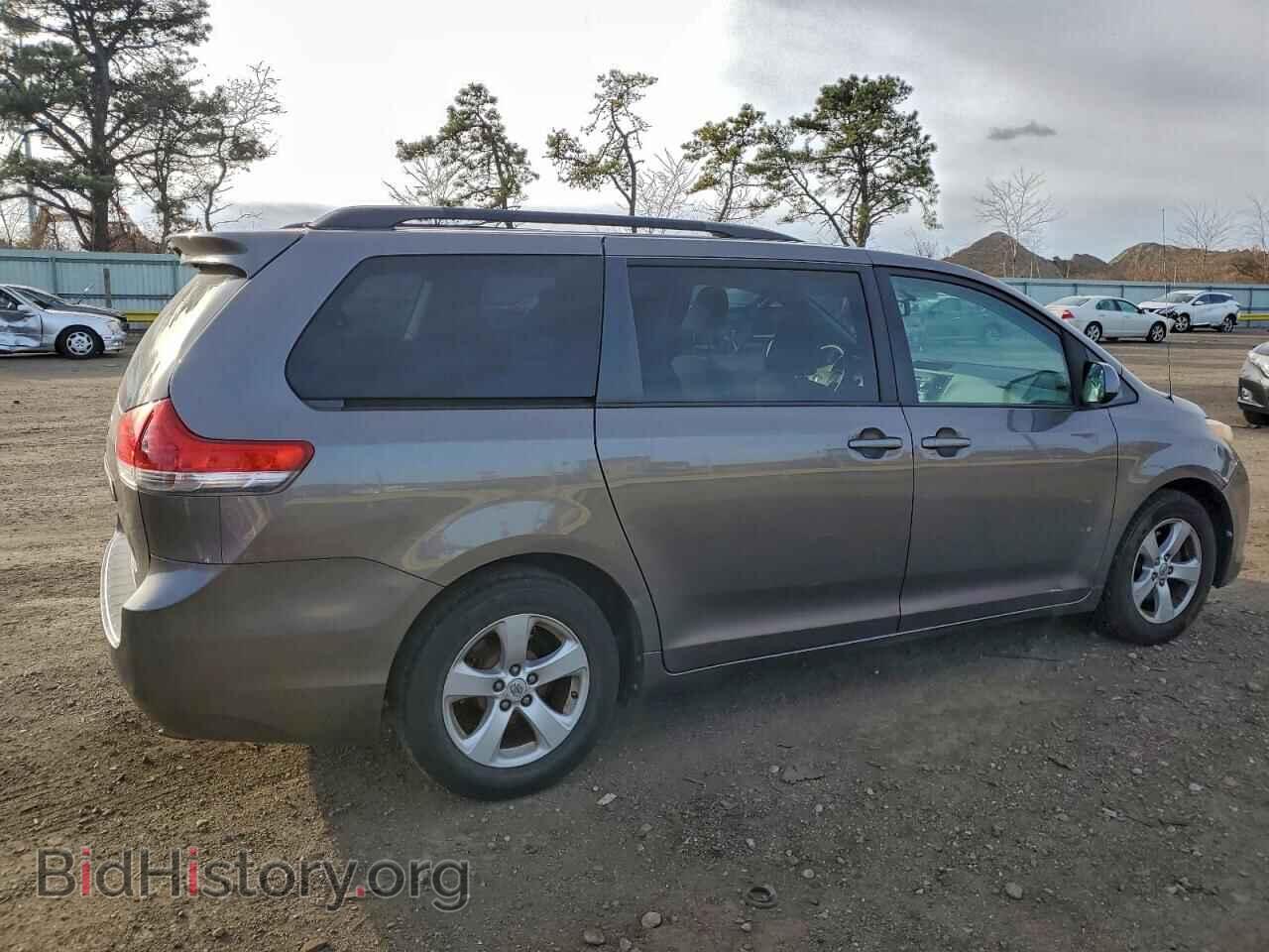 2011 TOYOTA All Models - VIN: 5TDKK3DC4BS086065 - Фото 3