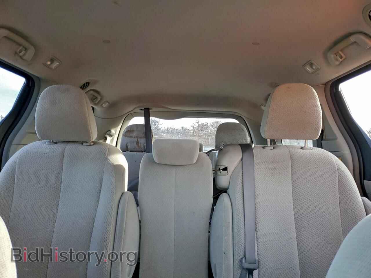 2011 TOYOTA All Models - VIN: 5TDKK3DC4BS086065 - Фото 10