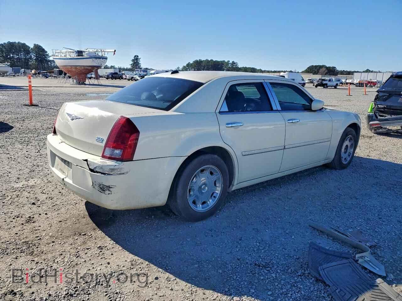 2005 CHRYSLER 300 - VIN: 2C3JA53G45H188794 - Фото 3
