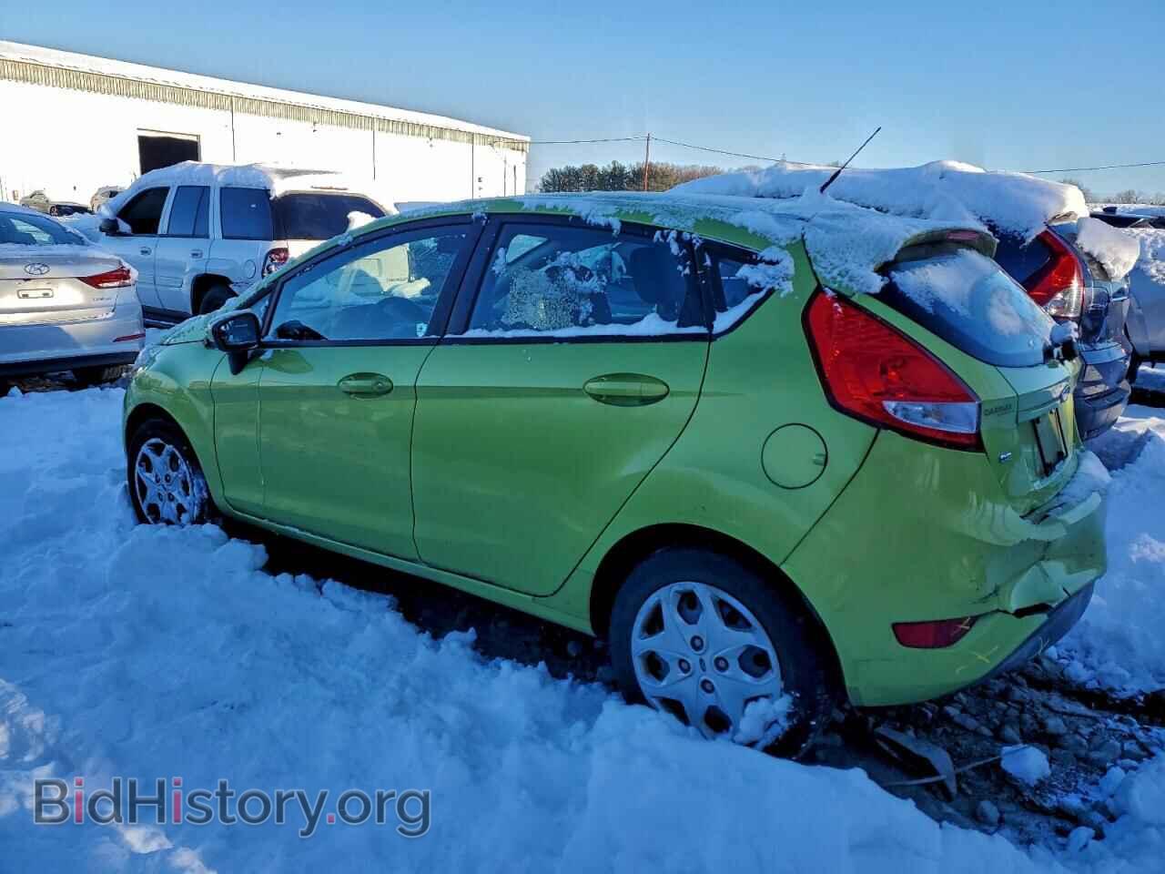 2011 FORD FIESTA - VIN: 3FADP4EJ2BM142815 - Фото 2