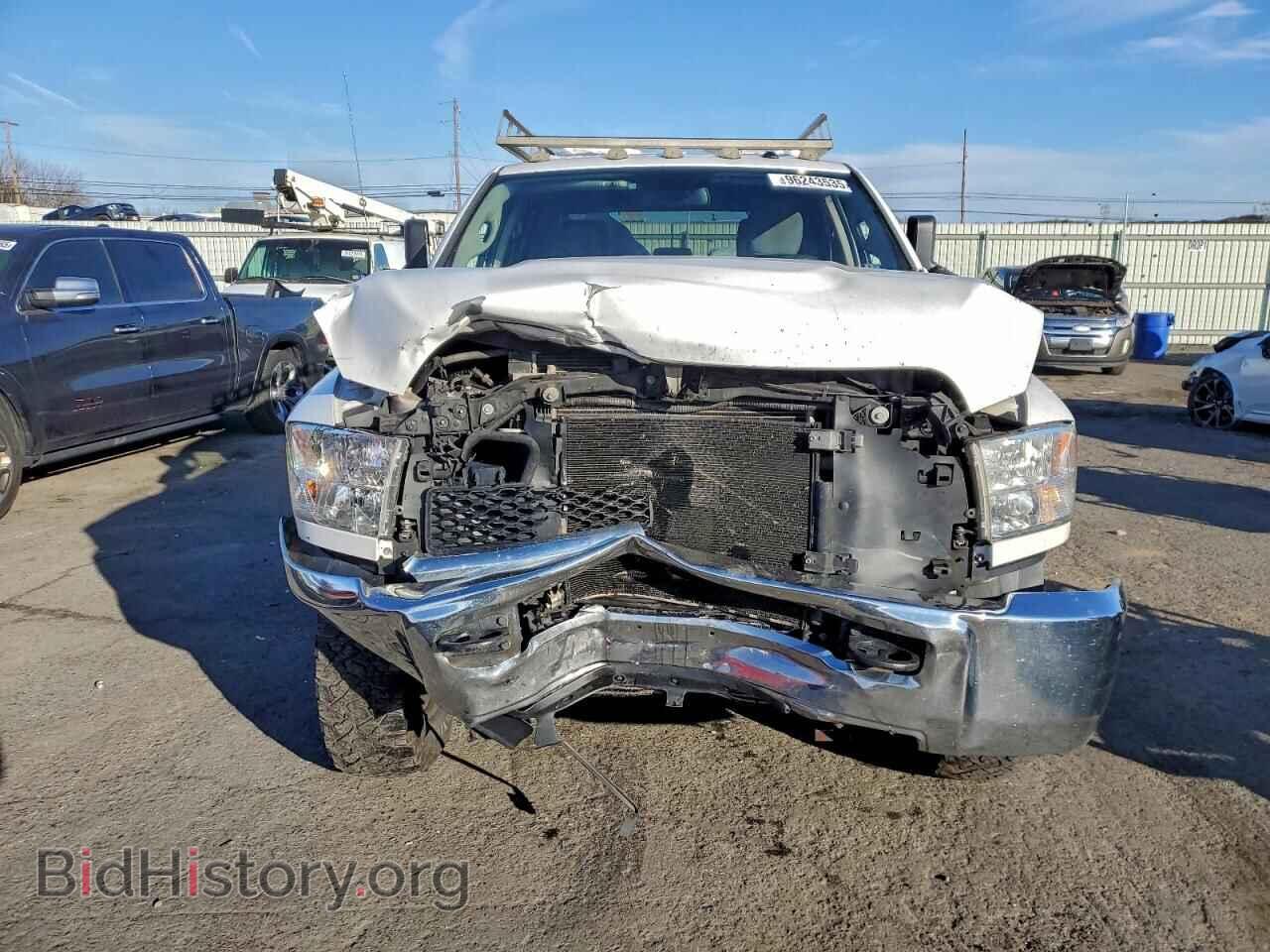 2015 RAM All Models - VIN: 3C6UR5CL2FG662748 - Photo 5