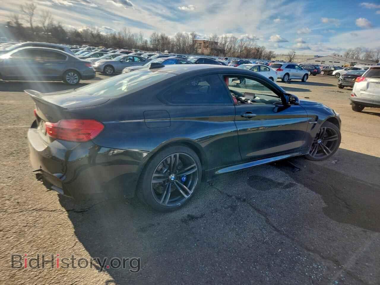 2016 BMW M4 - VIN: WBS3R9C50GK337130 - Фото 3