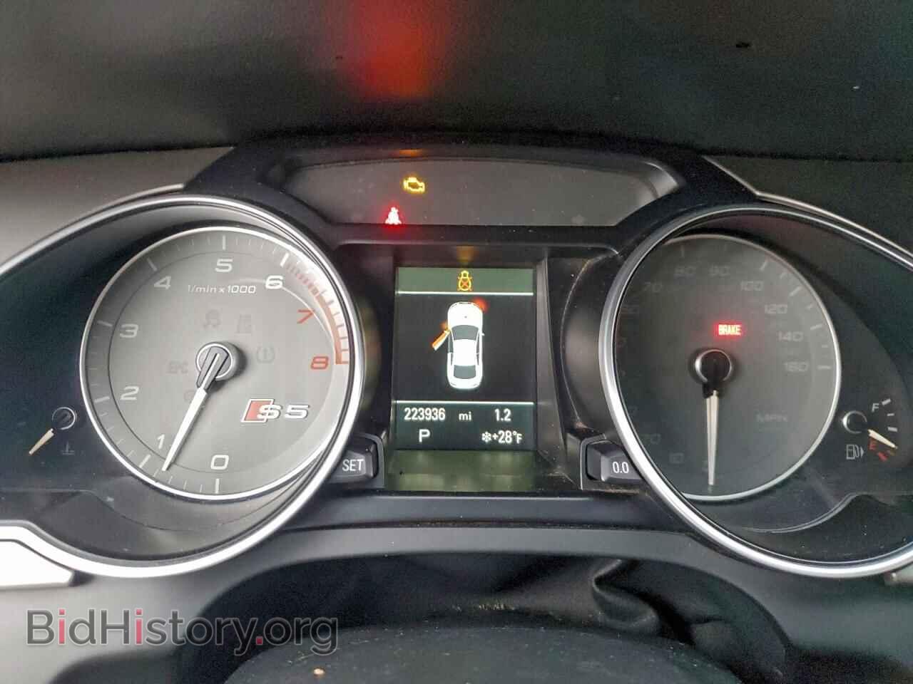 2014 AUDI S5/RS5 - VIN: WAUCGAFR0EA075073 - Фото 9