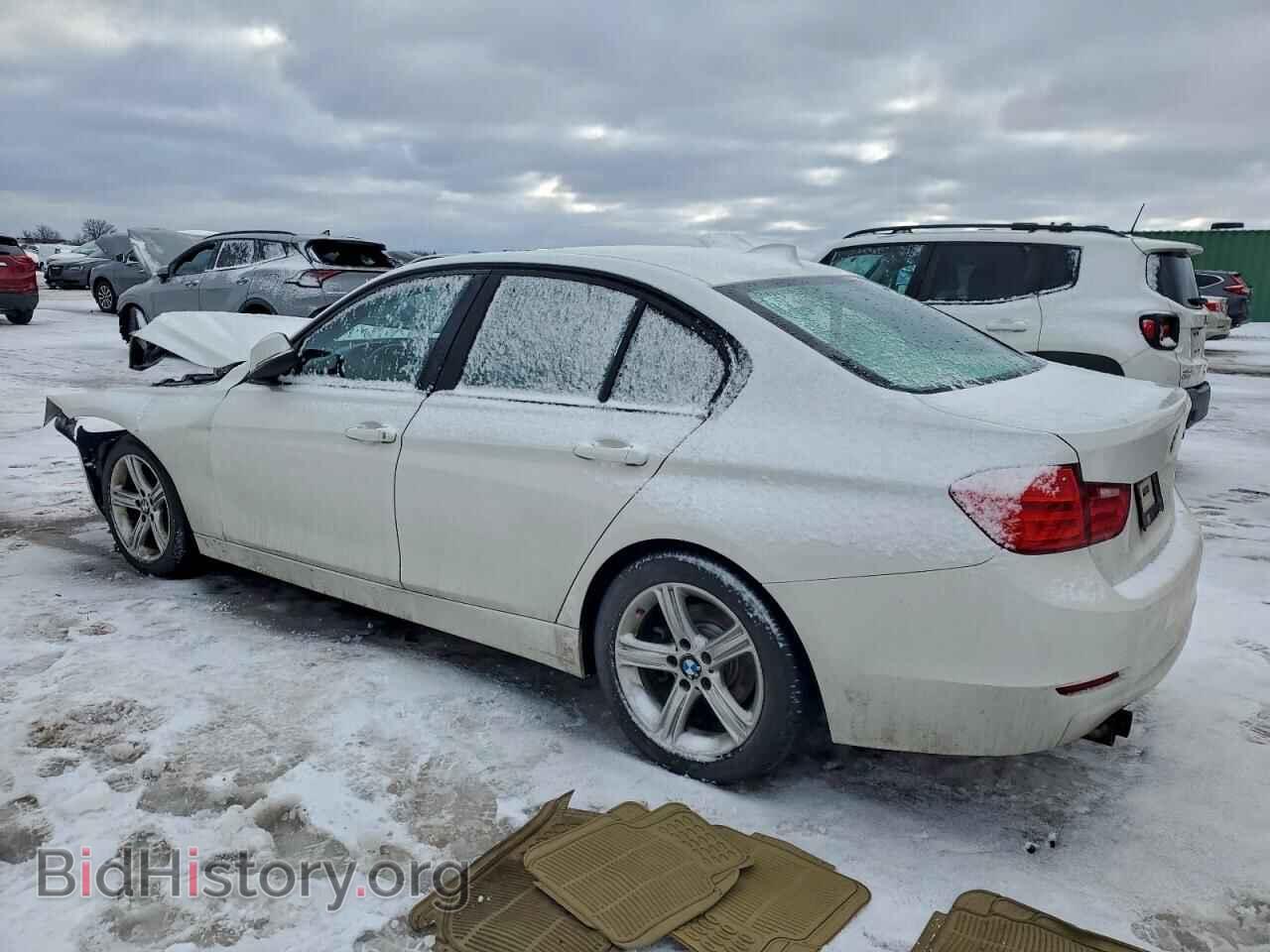 2012 BMW 3 SERIES - VIN: WBA3A5C58CF344740 - Фото 2