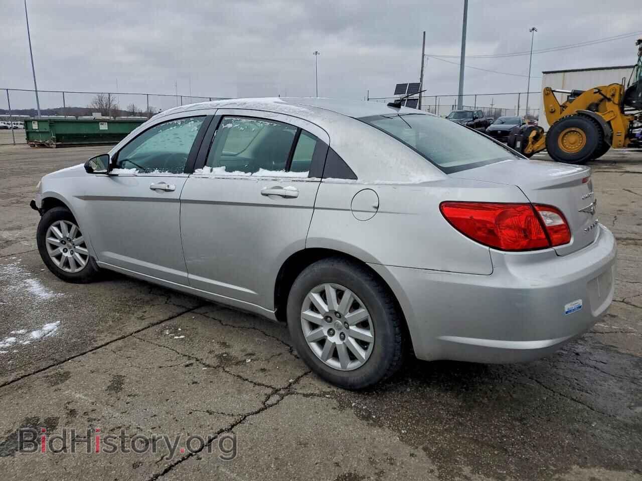 2010 CHRYSLER SEBRING - VIN: 1C3CC4FB0AN148937 - Фото 2