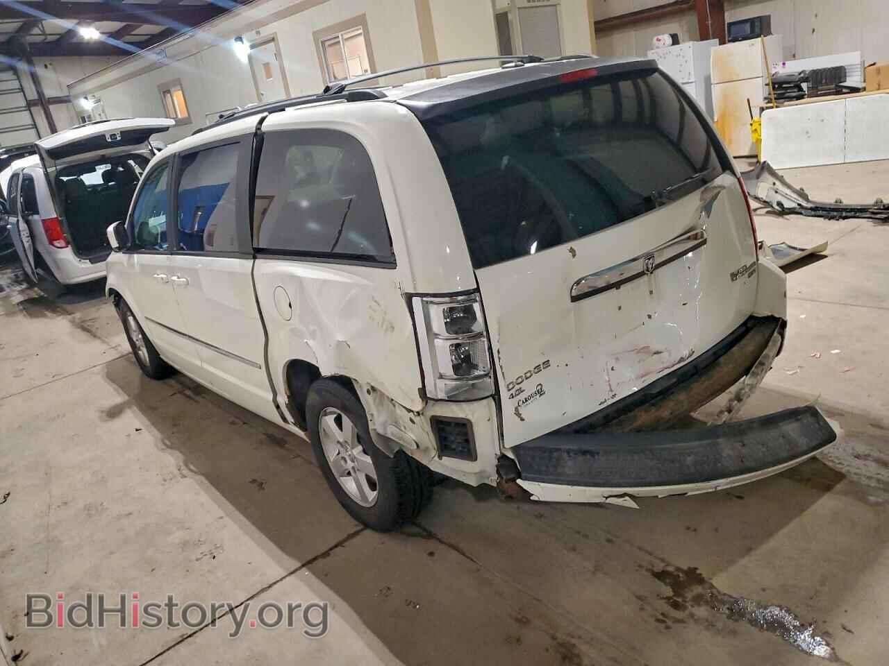 2010 DODGE CARAVAN - VIN: 2D4RN5DX8AR145388 - Фото 2
