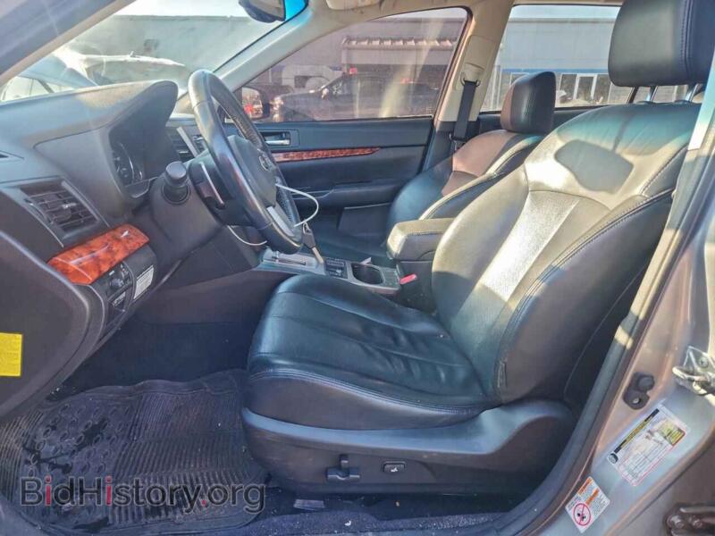 2010 Subaru OUTBACK (VIN 4S4BRBKC8A3320602) — photo 7 of 12