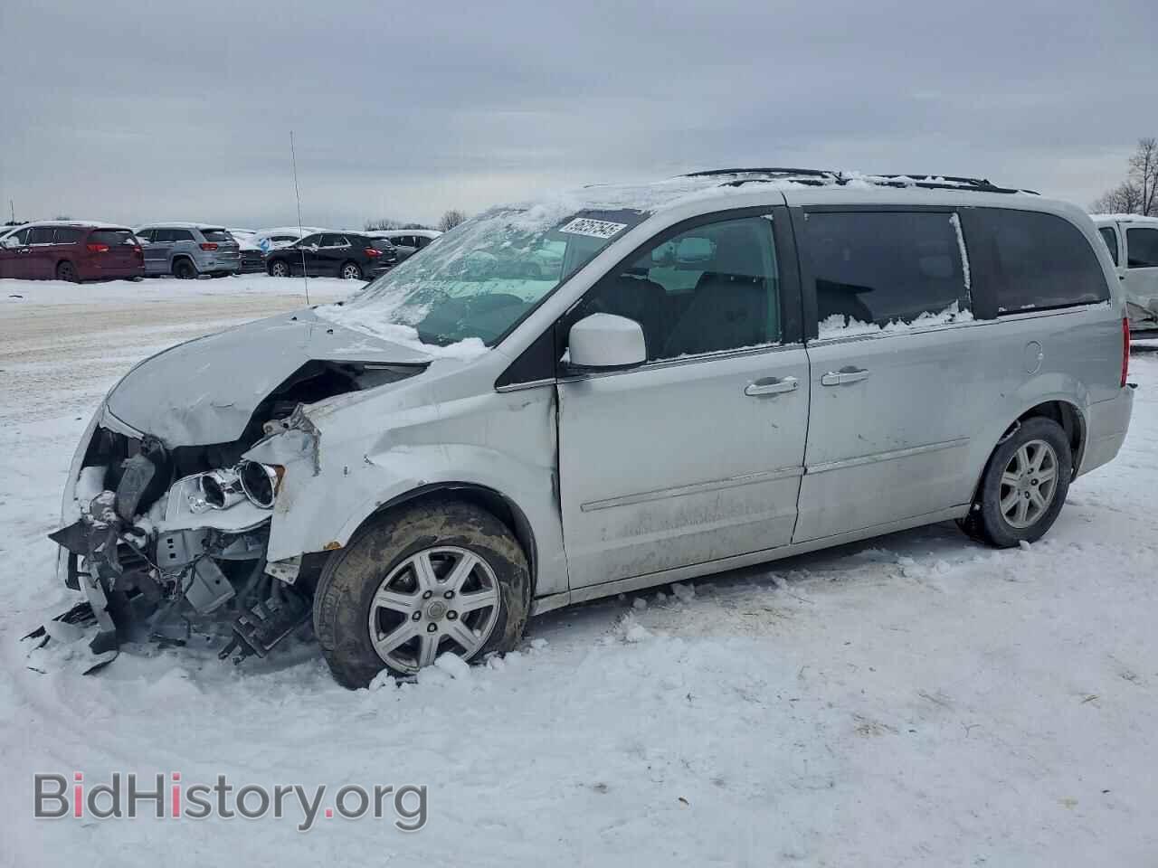 Photo 2A4RR5D14AR457344 - CHRYSLER MINIVAN 2010