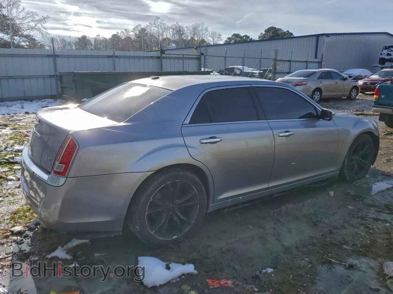 2014 CHRYSLER 300 - VIN: 2C3CCAET3EH382934 - Фото 3