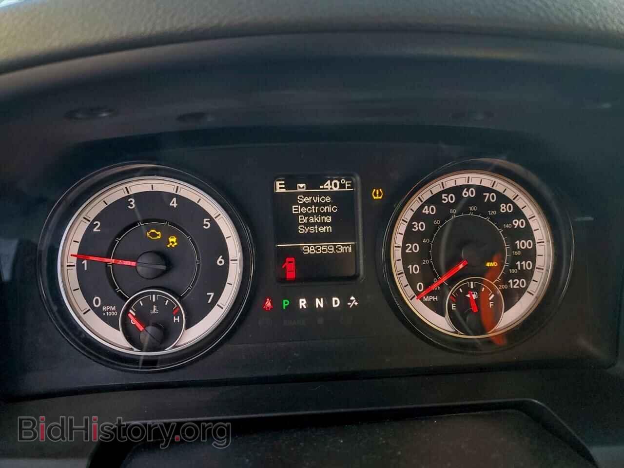 2018 RAM 1500 - VIN: 1C6RR7FTXJS302285 - Фото 9