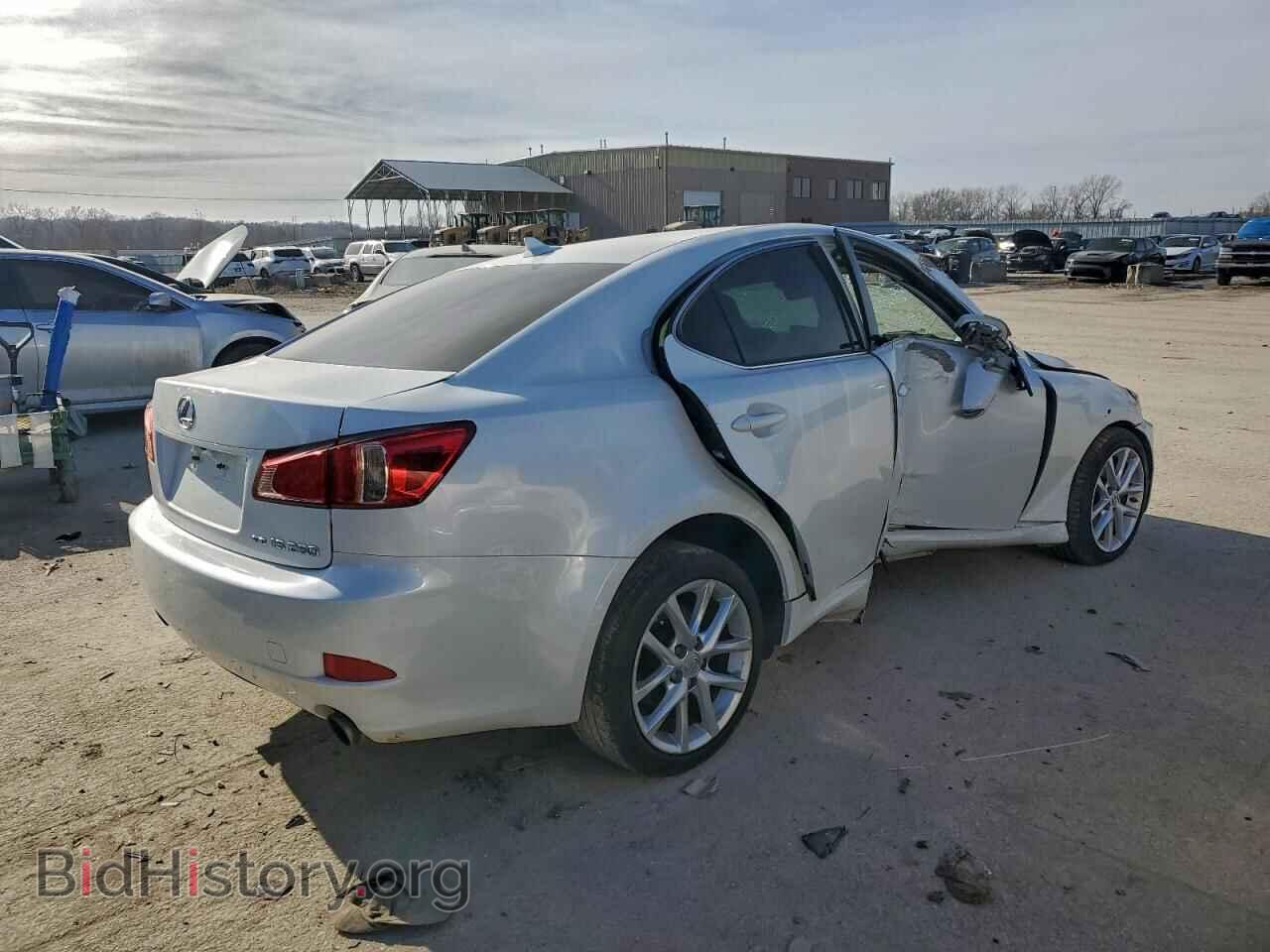 2011 LEXUS IS - VIN: JTHCF5C28B5051191 - Photo 3