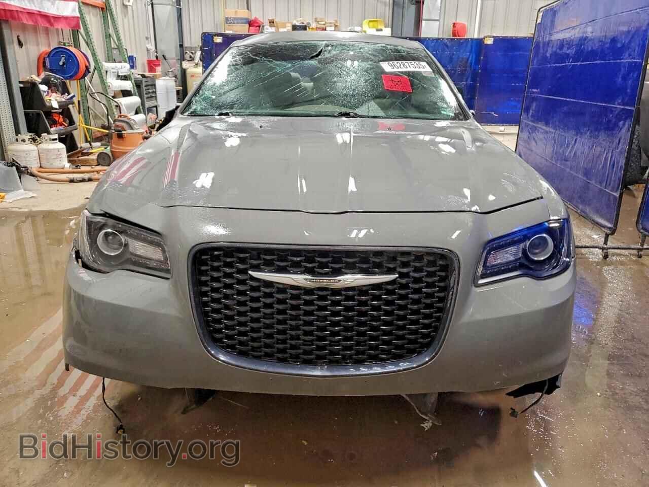 2018 CHRYSLER 300 - VIN: 2C3CCAGG7JH317157 - Фото 5