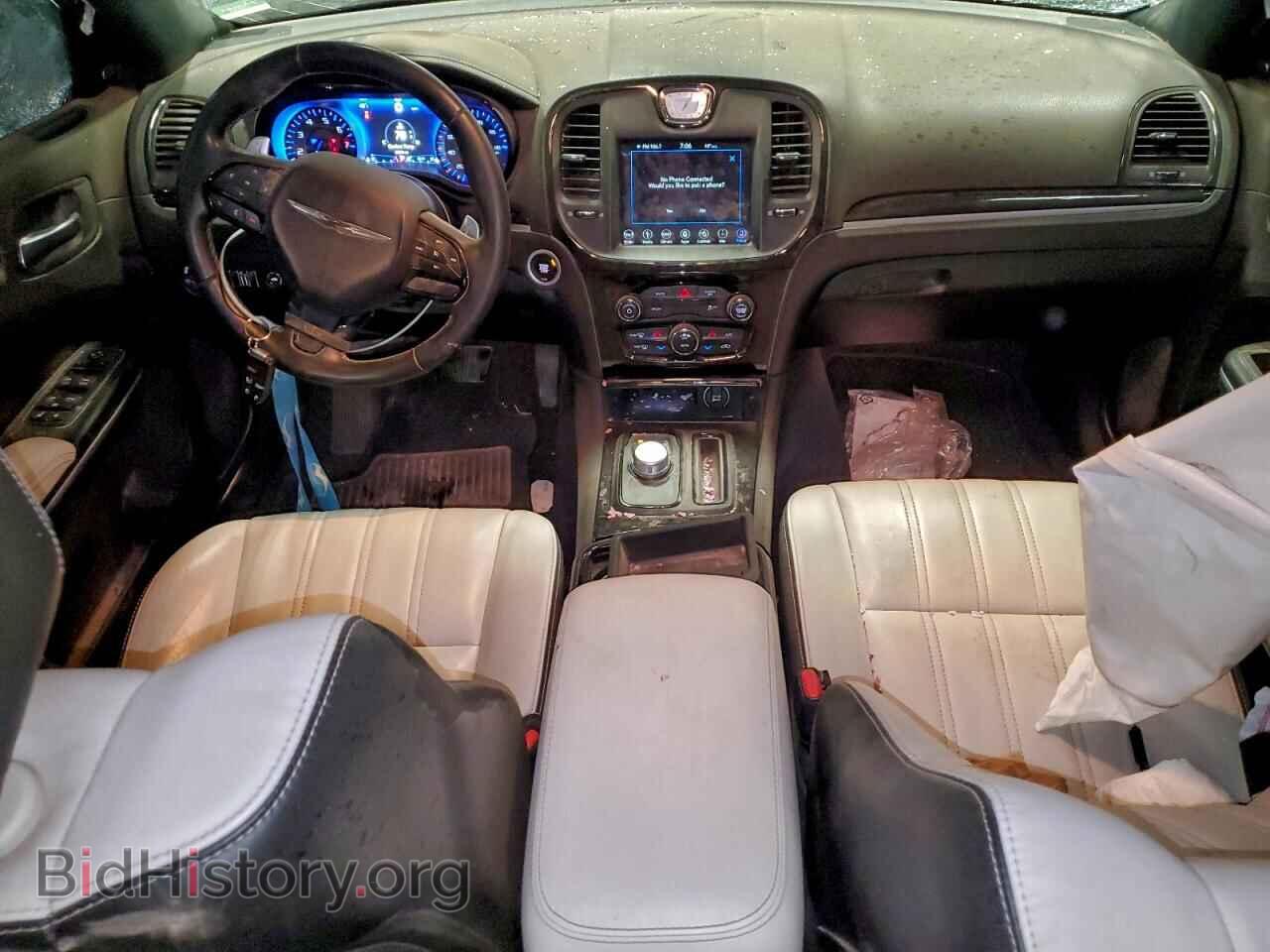 2018 CHRYSLER 300 - VIN: 2C3CCAGG7JH317157 - Фото 8