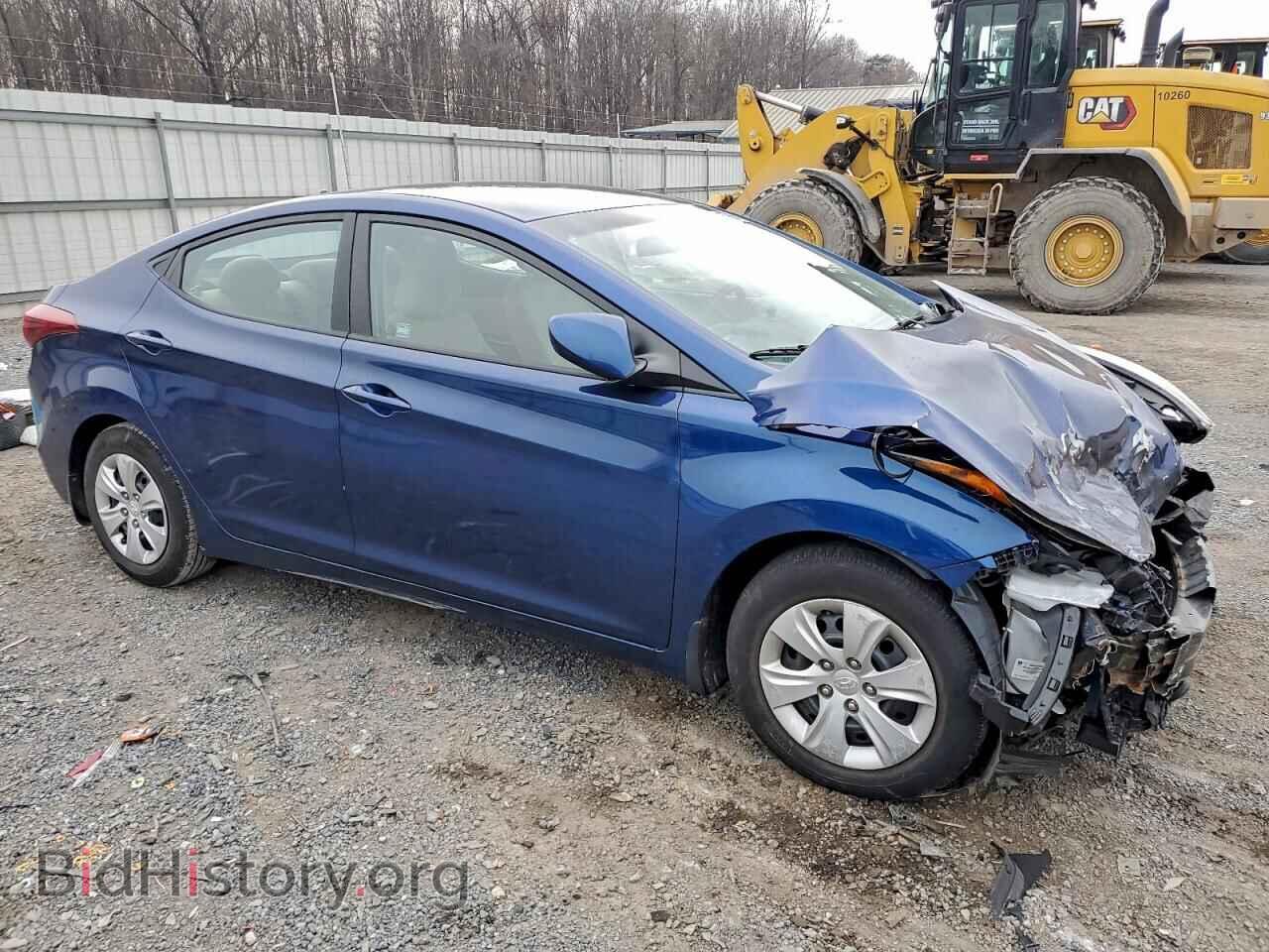 2016 HYUNDAI ELANTRA - VIN: 5NPDH4AE1GH773052 - Фото 4