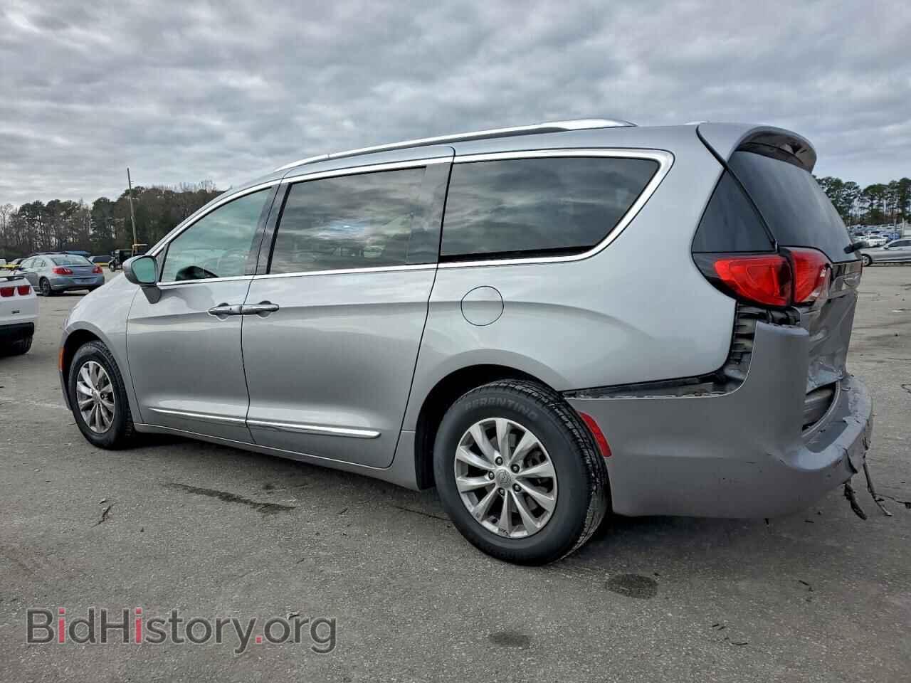 2018 CHRYSLER PACIFICA - VIN: 2C4RC1BG2JR290487 - Фото 2