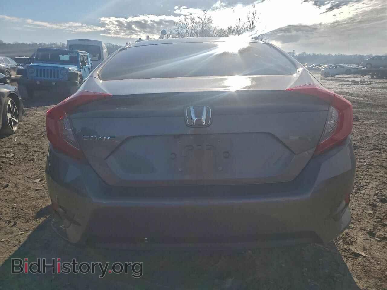 2018 HONDA CIVIC - VIN: 19XFC2F50JE036098 - Фото 6