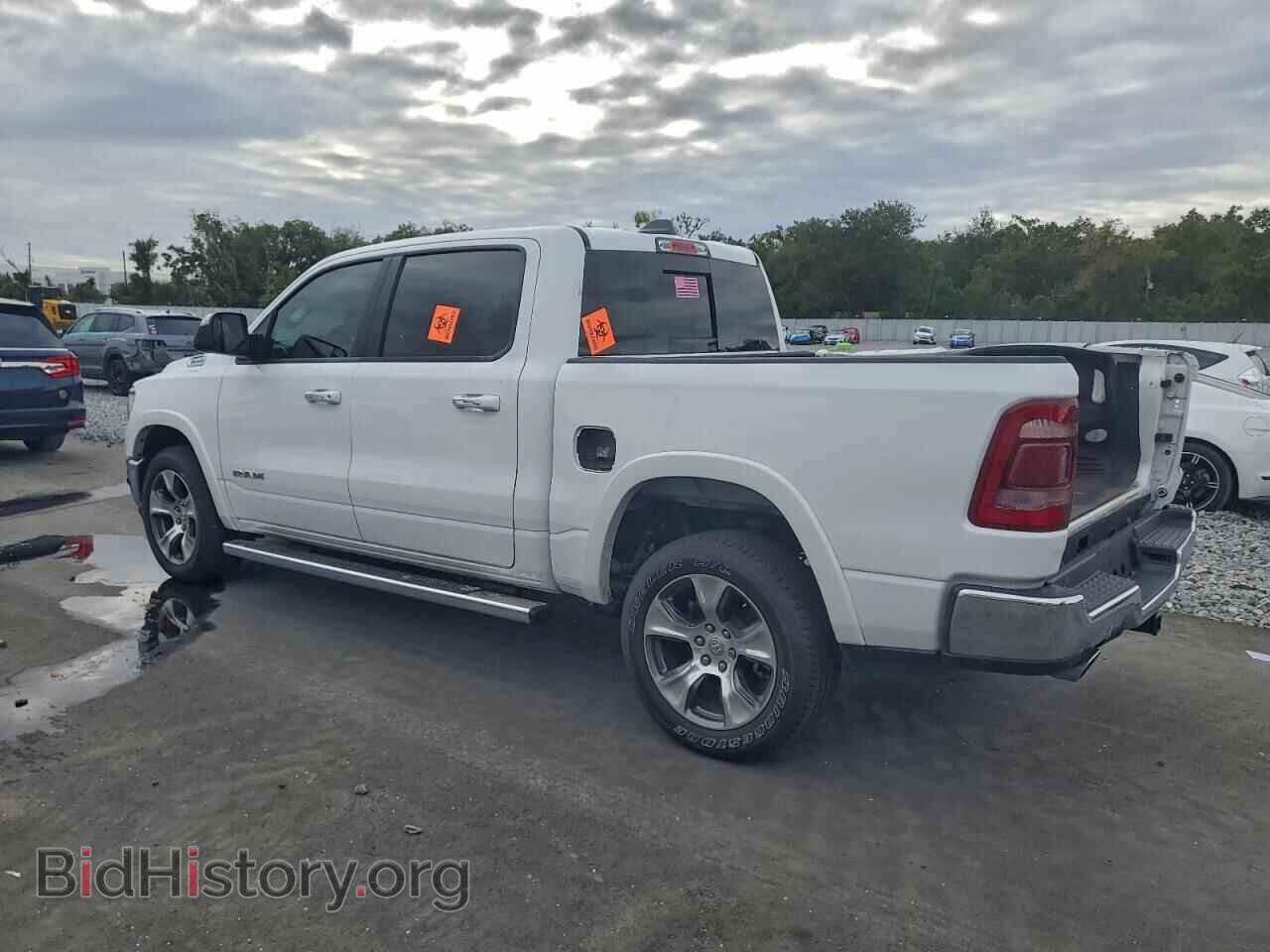 2022 RAM 1500 - VIN: 1C6SRFJT3NN109824 - Фото 2