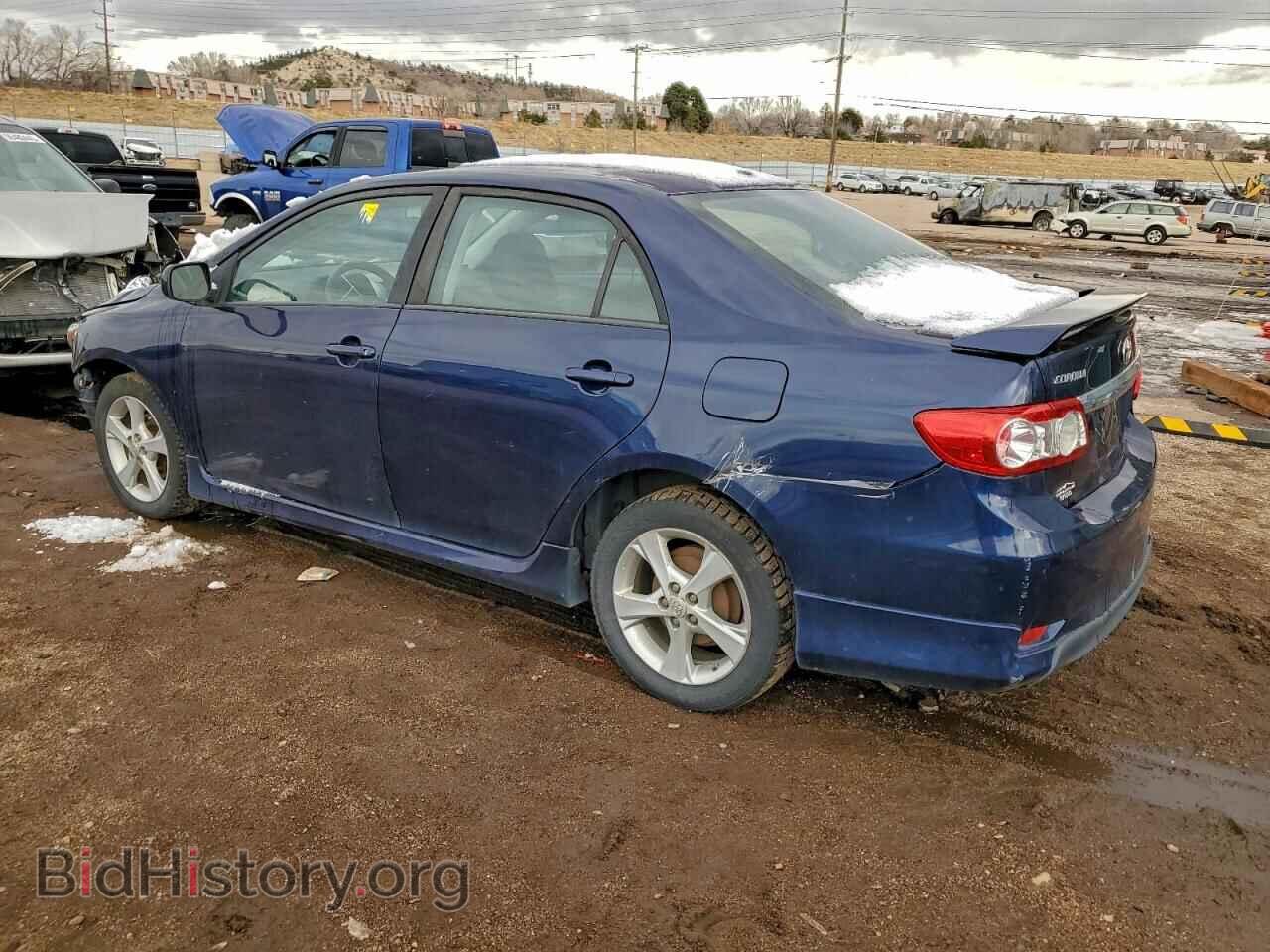 2011 TOYOTA COROLLA - VIN: 2T1BU4EE2BC564802 - Фото 2