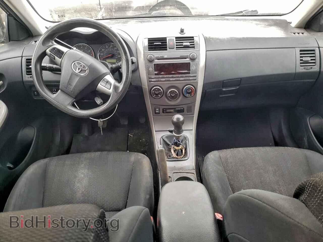 2011 TOYOTA COROLLA - VIN: 2T1BU4EE2BC564802 - Фото 8