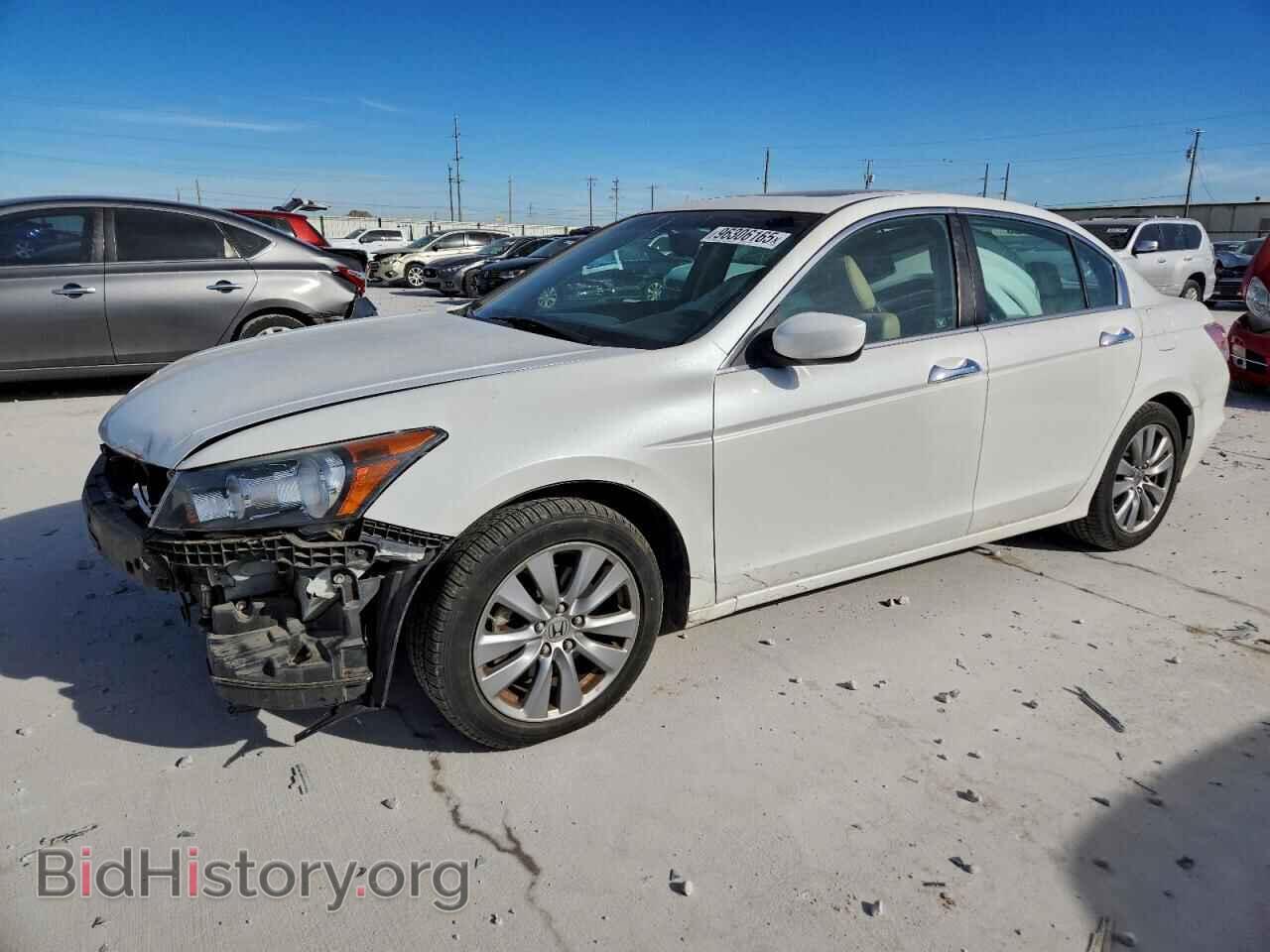 Photo 1HGCP3F80CA026685 - HONDA ACCORD 2012