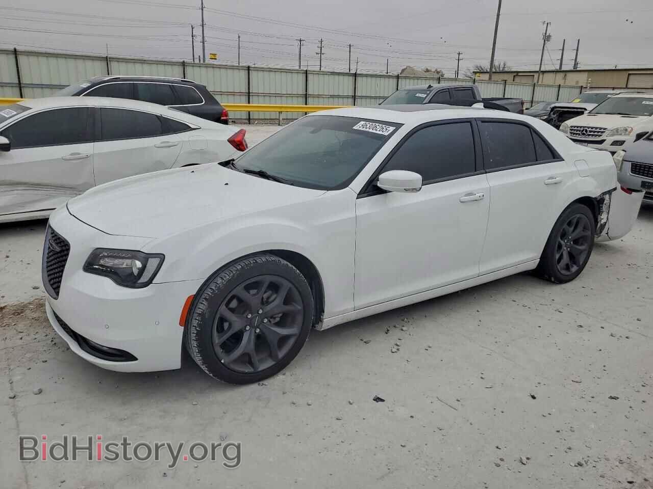 Фотография 2C3CCABG0NH154199 - CHRYSLER 300 2022