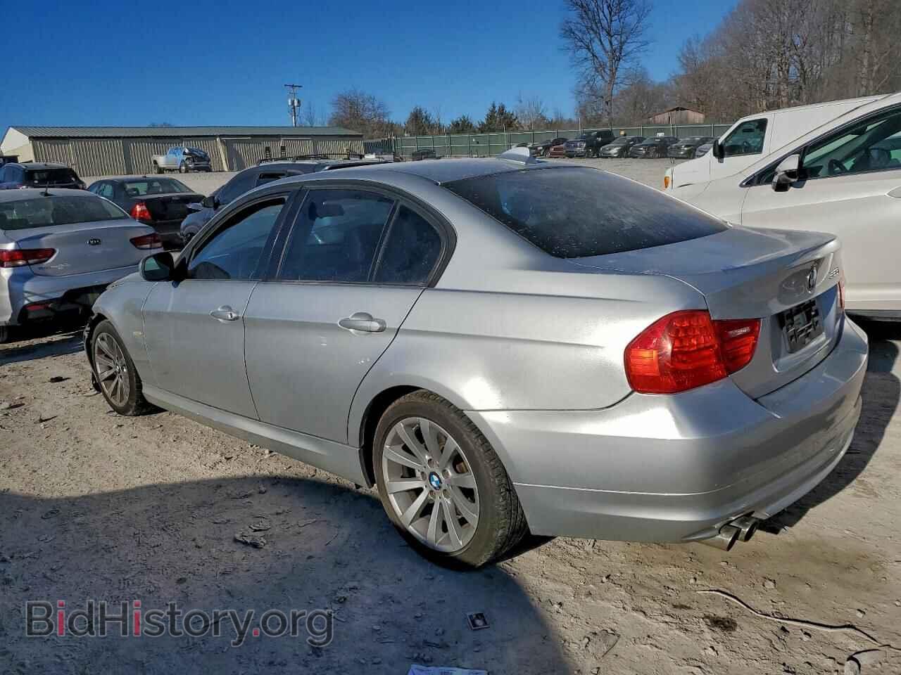 2011 BMW 3 SERIES - VIN: WBAPH5C51BA442453 - Фото 2