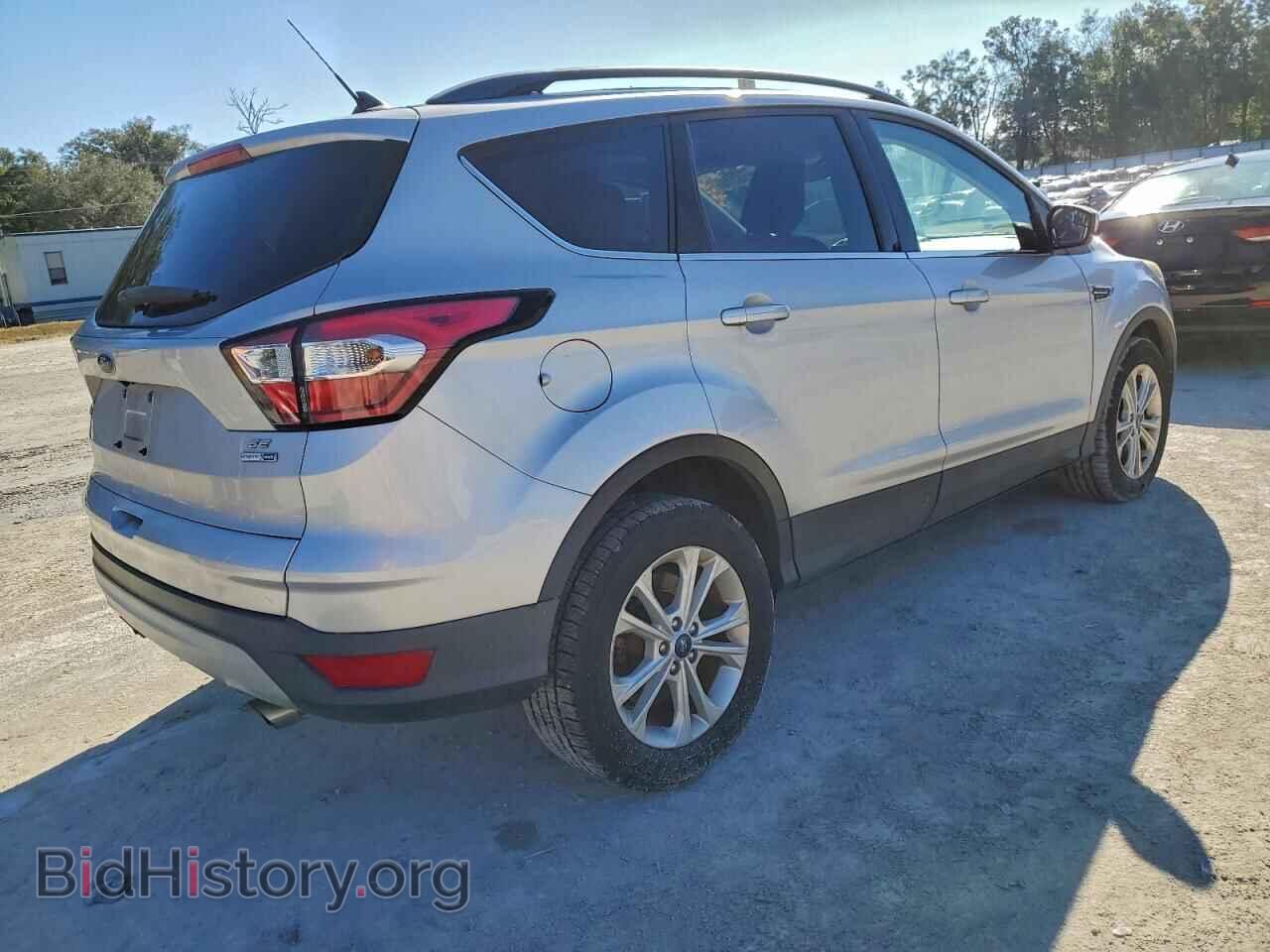 2018 FORD ESCAPE - VIN: 1FMCU9GD1JUD20867 - Фото 3