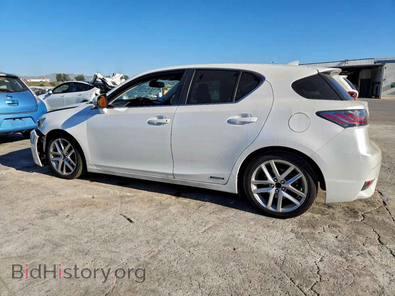 2014 LEXUS CT 200 - VIN: JTHKD5BH0E2184976 - Photo 2