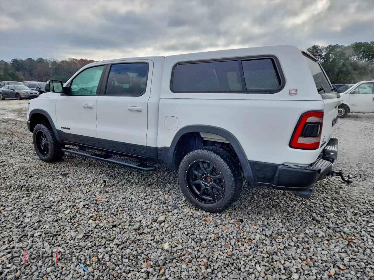 2019 RAM 1500 - VIN: 1C6SRFLT8KN630143 - Фото 2