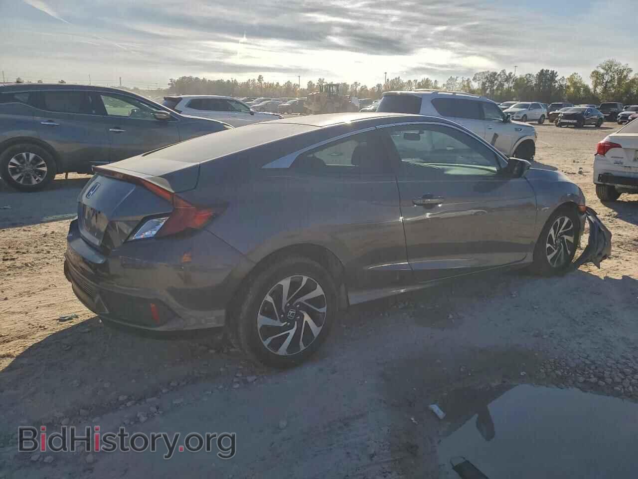 2018 HONDA CIVIC - VIN: 2HGFC4B04JH304484 - Фото 3