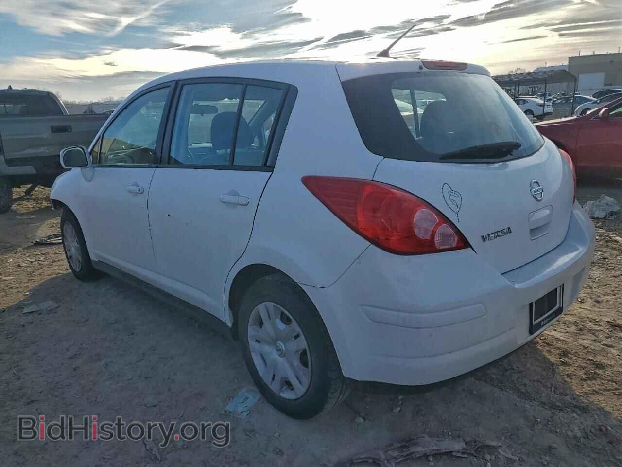 2011 NISSAN VERSA - VIN: 3N1BC1CP7BL477158 - Фото 2
