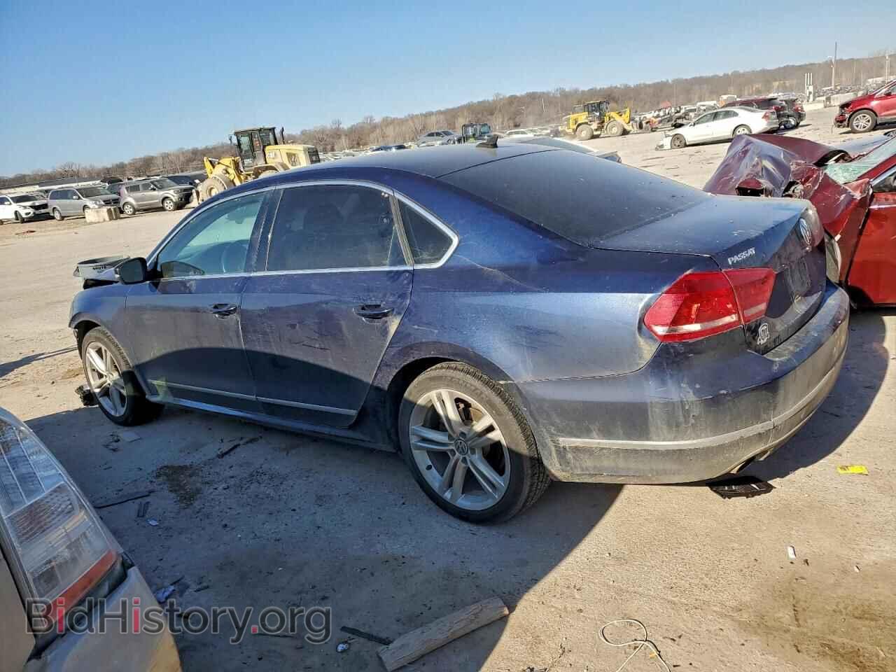 2013 VOLKSWAGEN PASSAT - VIN: 1VWCN7A34DC063569 - Фото 2