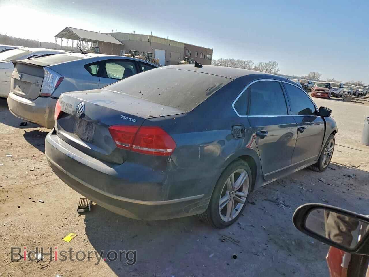 2013 VOLKSWAGEN PASSAT - VIN: 1VWCN7A34DC063569 - Фото 3