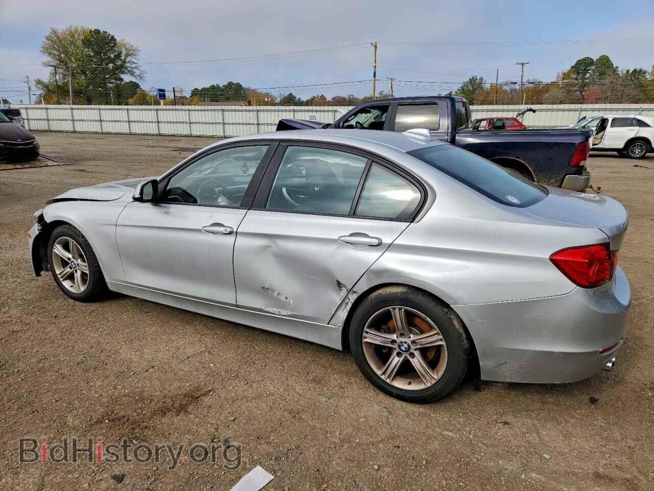2013 BMW 3 SERIES - VIN: WBA3A5C55DF359701 - Фото 2