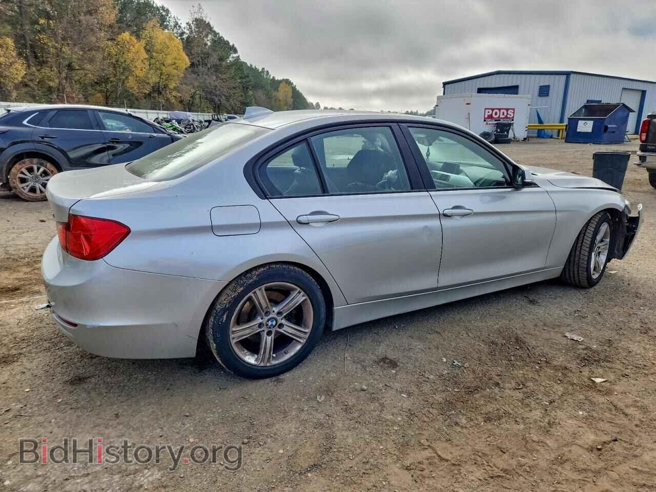 2013 BMW 3 SERIES - VIN: WBA3A5C55DF359701 - Фото 3