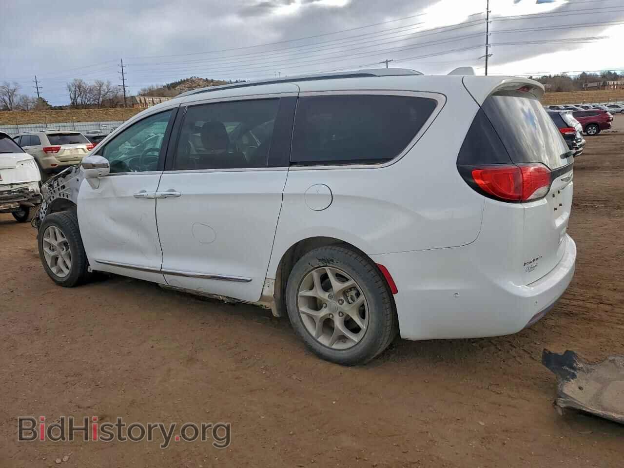 2017 CHRYSLER PACIFICA - VIN: 2C4RC1GG0HR577796 - Фото 2