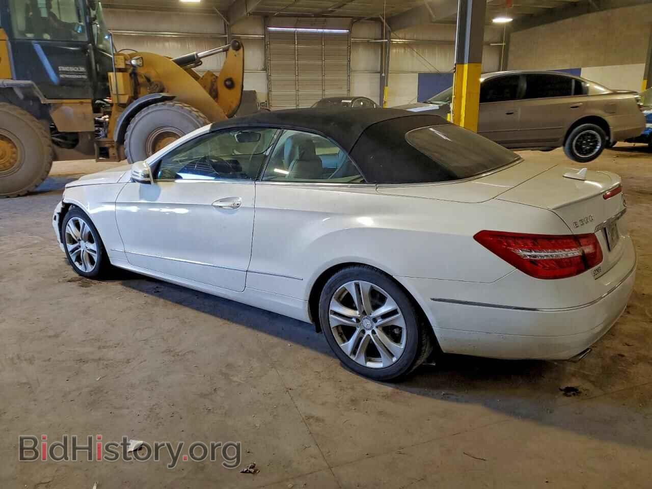 2011 MERCEDES-BENZ E-CLASS - VIN: WDDKK5GF0BF074244 - Фото 2