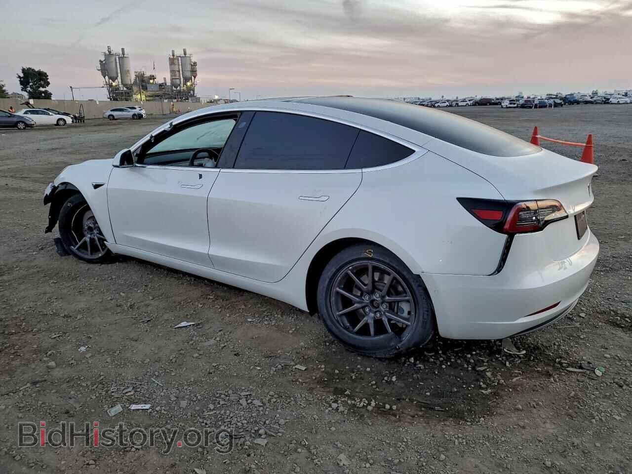 2019 TESLA MODEL 3 - VIN: 5YJ3E1EA1KF485646 - Фото 2