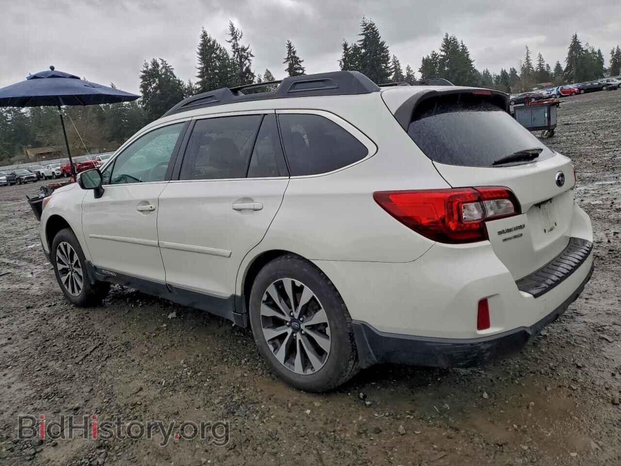 2015 SUBARU OUTBACK - VIN: 4S4BSANC1F3332964 - Фото 2
