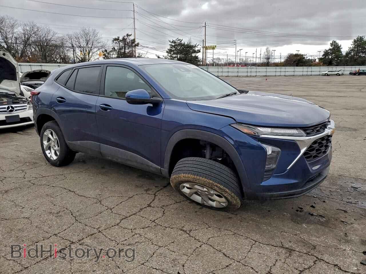 2024 CHEVROLET TRAX - VIN: KL77LFE27RC081302 - Фото 4