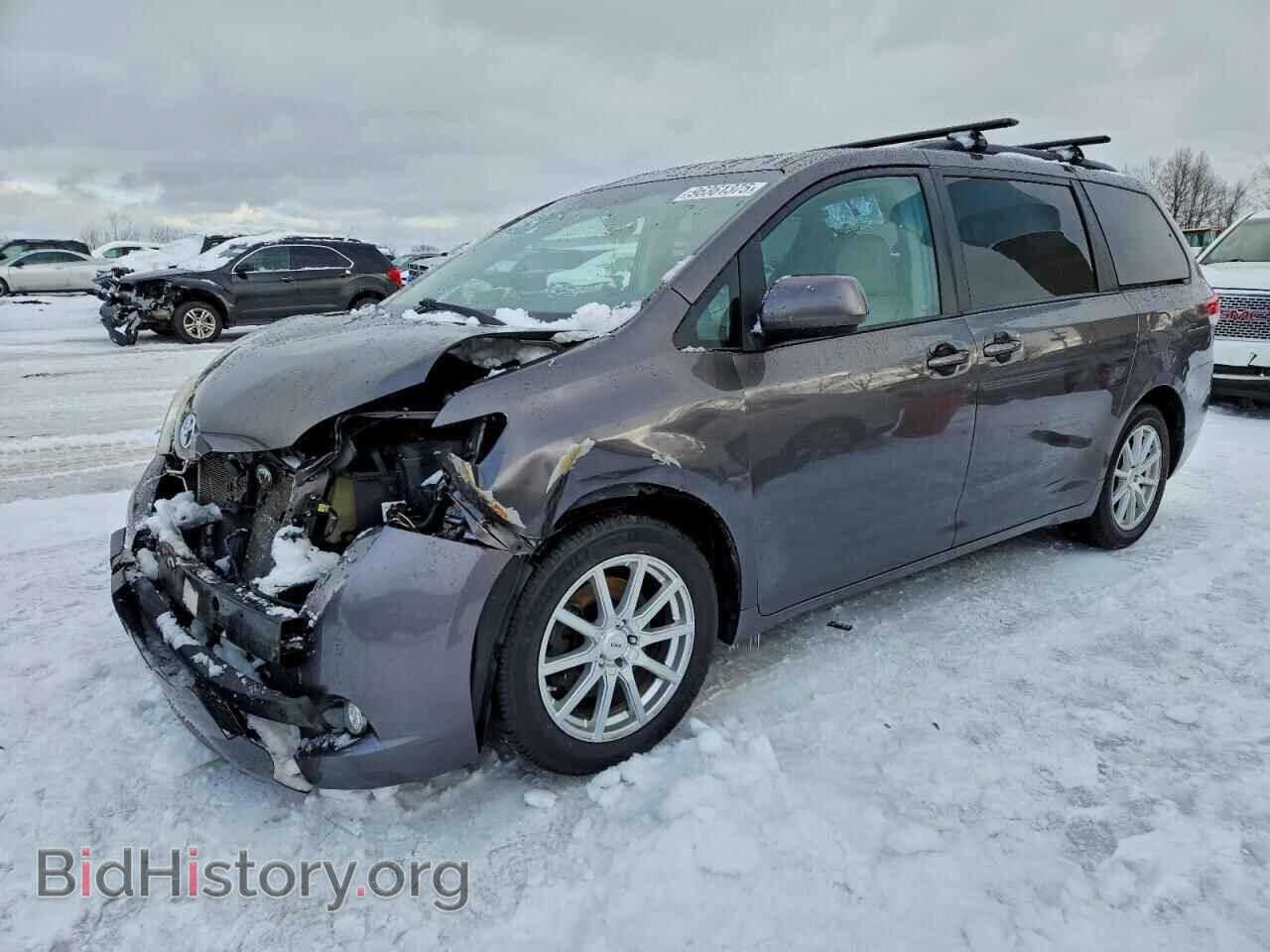 Photo 5TDDK3DC5CS043428 - TOYOTA All Models 2012