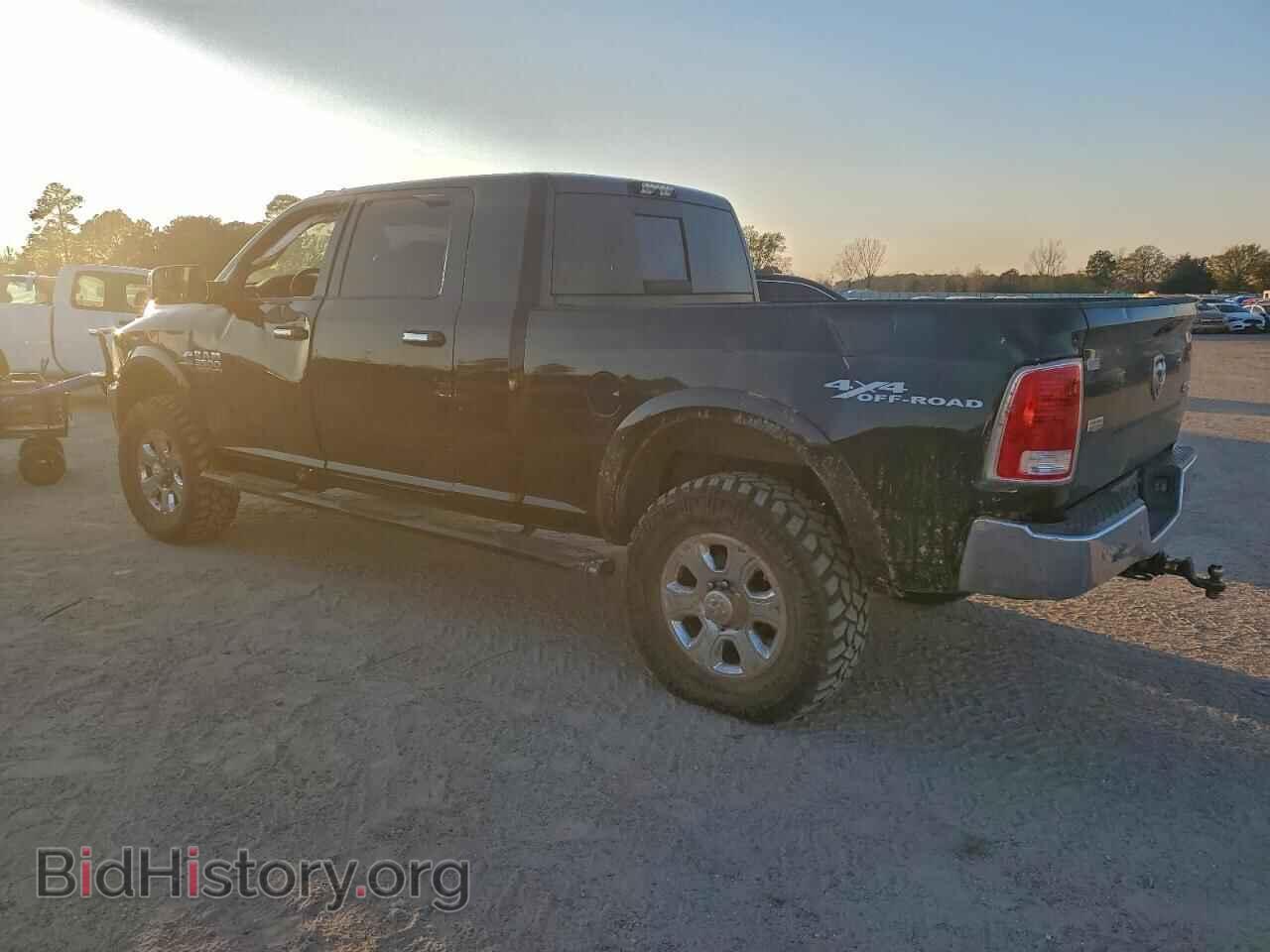 2018 RAM 3500 - VIN: 3C63R3ML0JG429538 - Фото 2