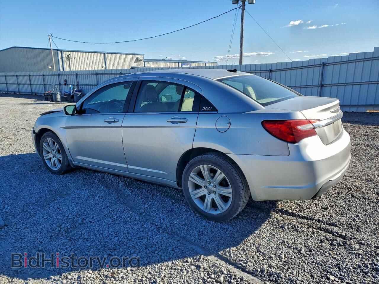 2012 CHRYSLER 200 - VIN: 1C3CCBBB0CN176511 - Фото 2