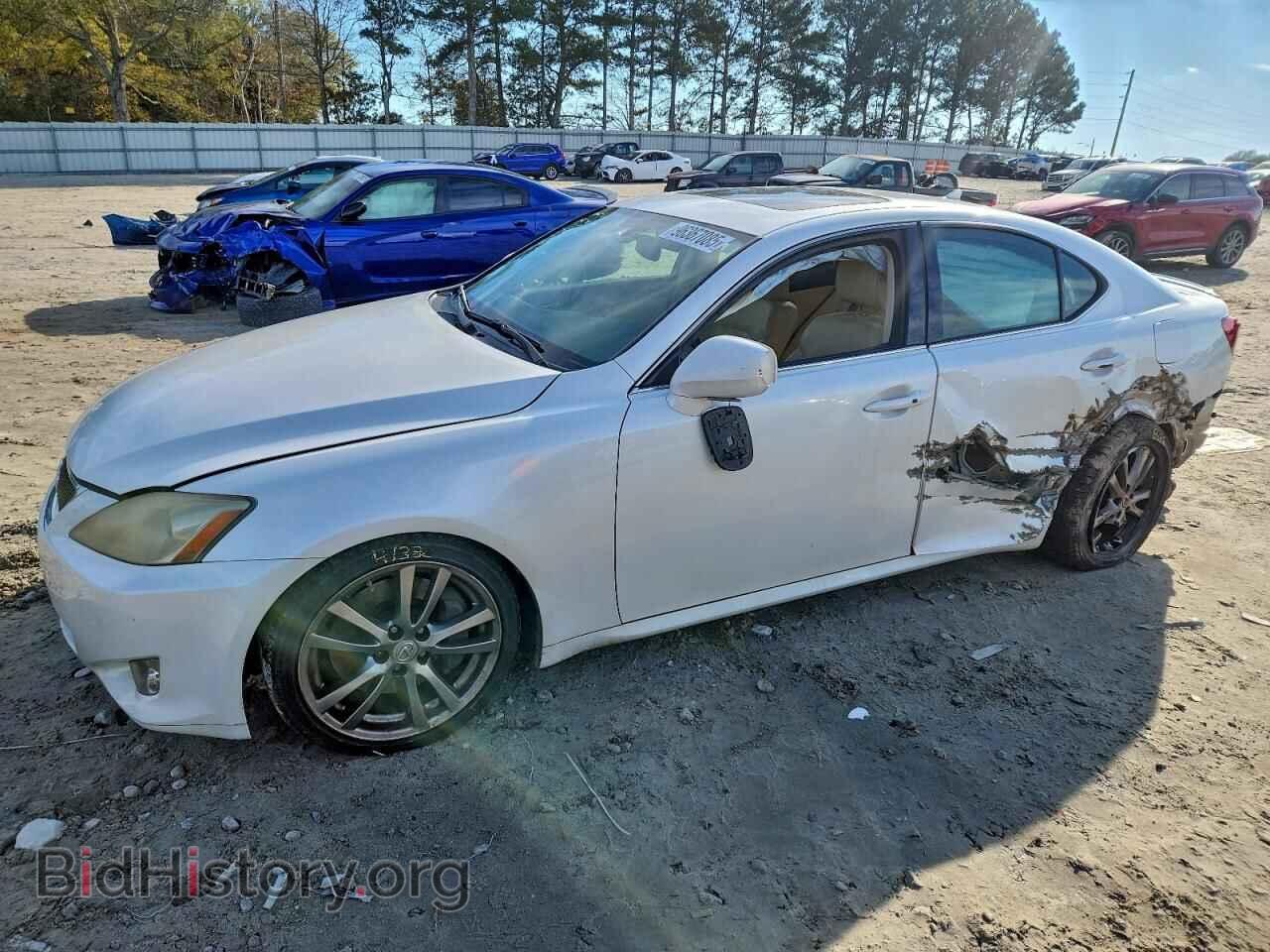 Photo JTHBE262X82015540 - LEXUS IS 2008