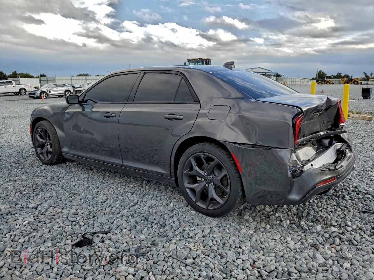 2023 CHRYSLER 300 - VIN: 2C3CCABG7PH637241 - Фото 2