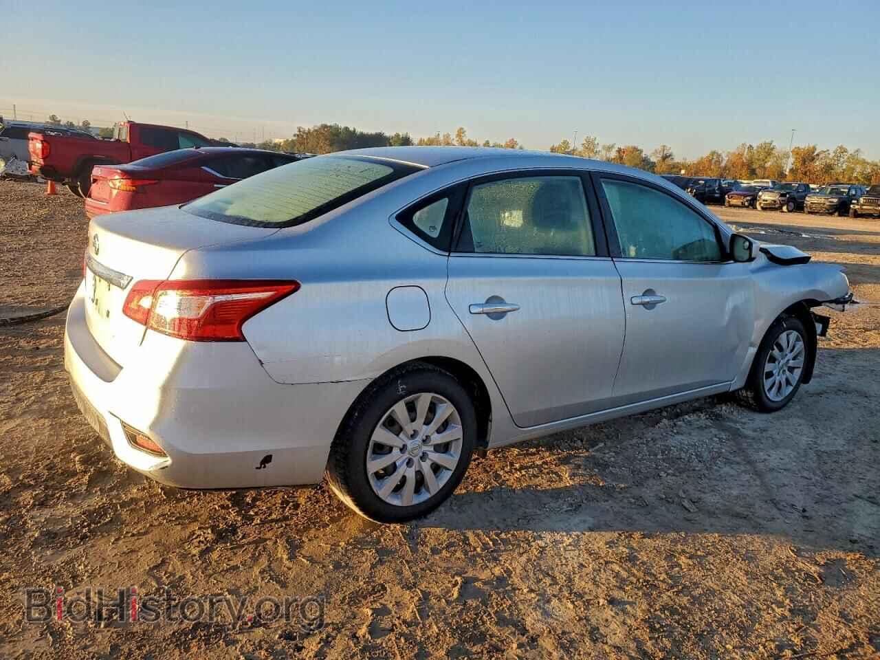 2018 NISSAN SENTRA - VIN: 3N1AB7AP1JY314902 - Фото 3