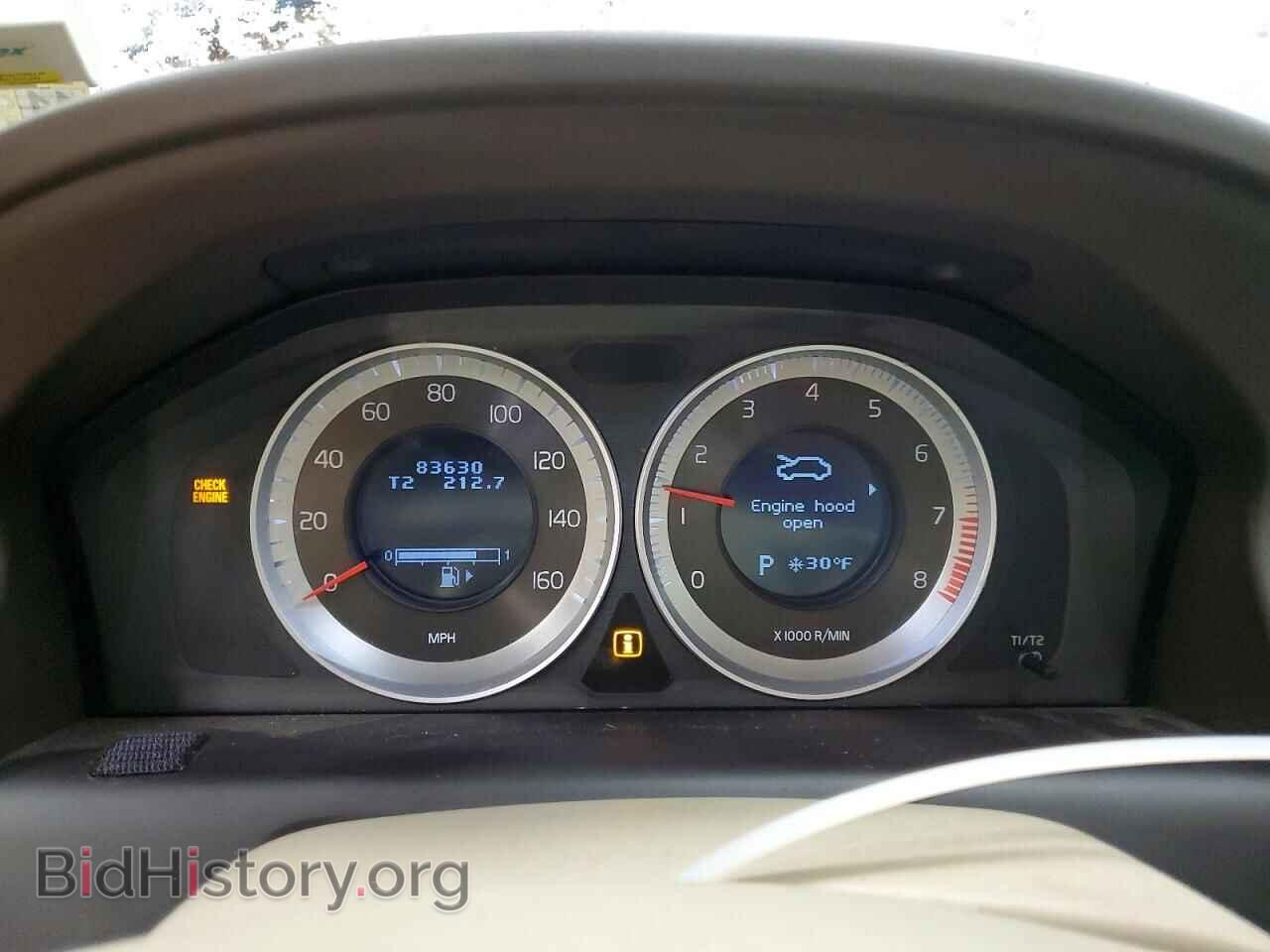 2013 VOLVO XC60 - VIN: YV4952DZ3D2421134 - Фото 9
