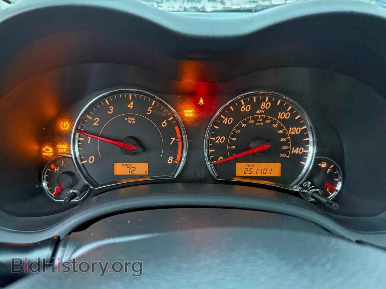 2011 TOYOTA COROLLA - VIN: 2T1BU4EEXBC677154 - Фото 8