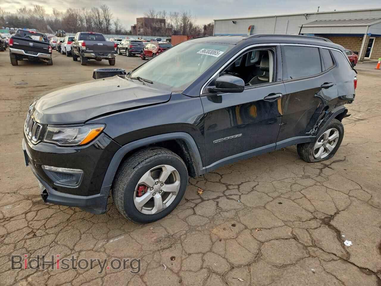 Photo 3C4NJDBB2HT665117 - JEEP COMPASS 2017