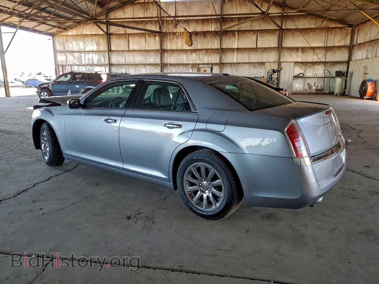 2014 CHRYSLER 300 - VIN: 2C3CCAEG2EH252887 - Фото 2